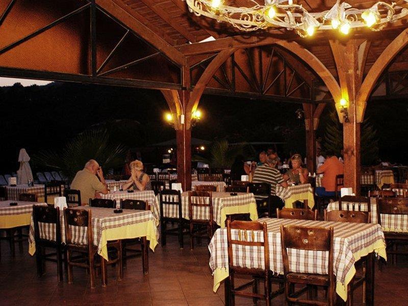 Club Pink Palace Hotel Олудениз Екстериор снимка