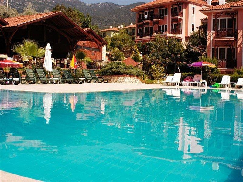 Club Pink Palace Hotel Олудениз Екстериор снимка